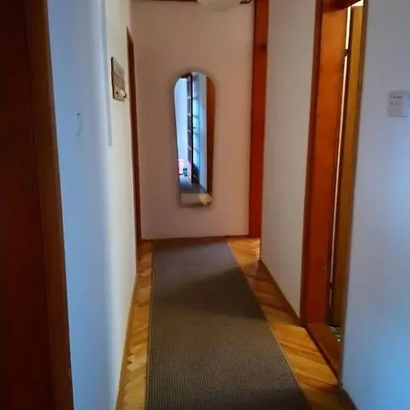 At The Bascarsija Pensión Sarajevo